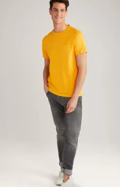 Hot JOOP! Alphis T-Shirt in medium yellow