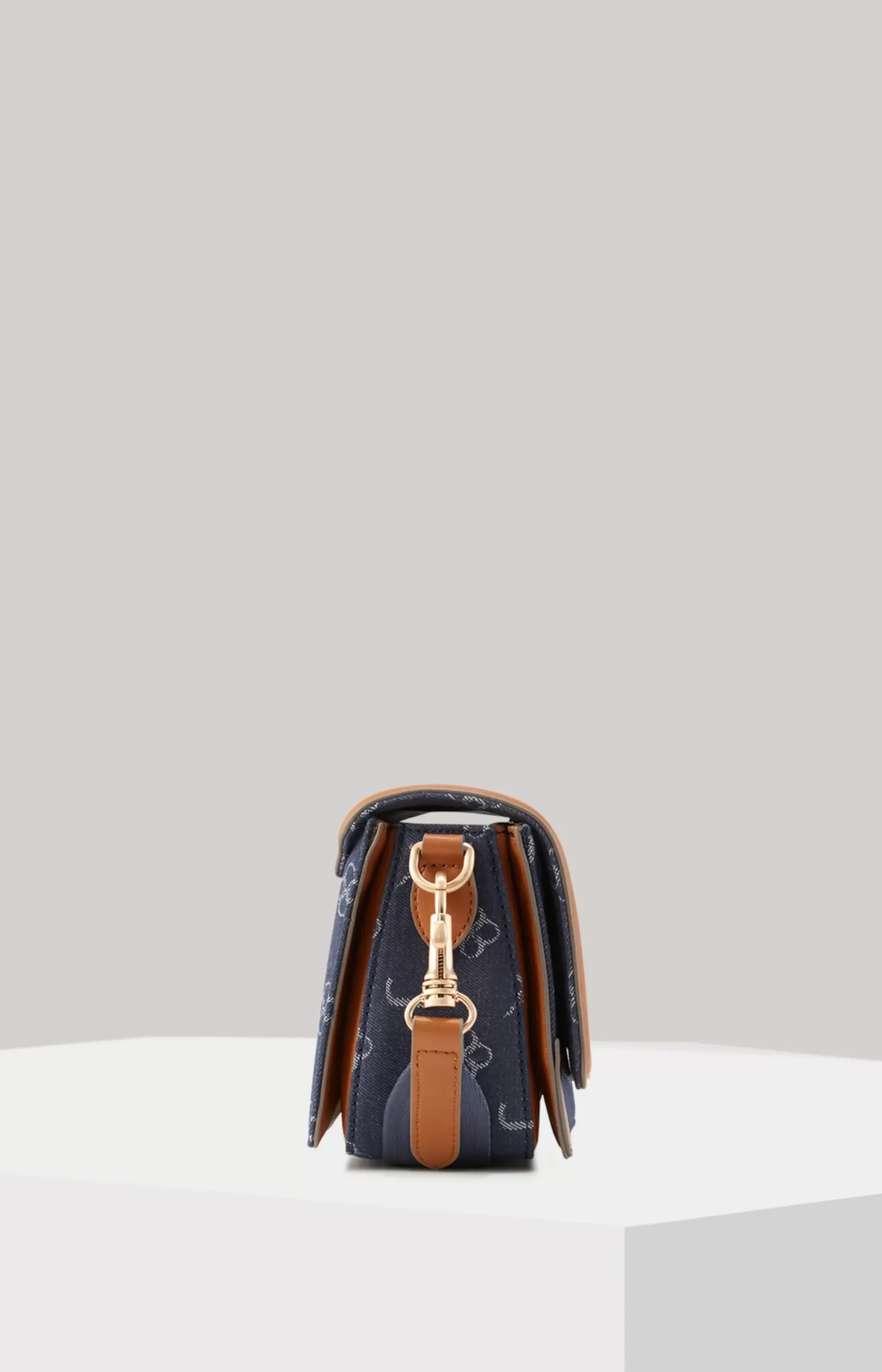 New JOOP! Azzurro Sousa Shoulder Bag in Denim Blue/Cognac denim-blue/cognac