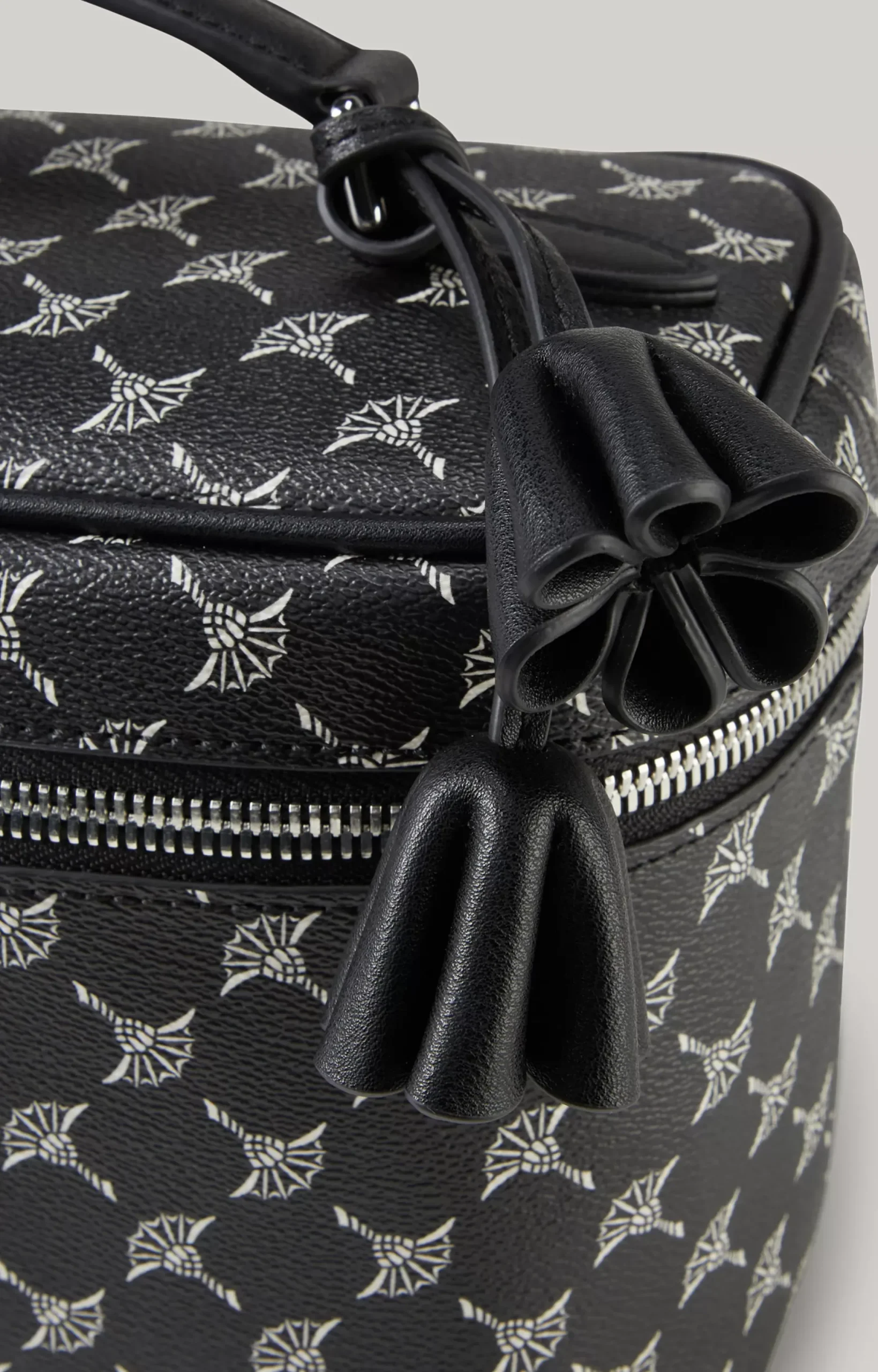 JOOP! Cortina Flora Beauty Case in black