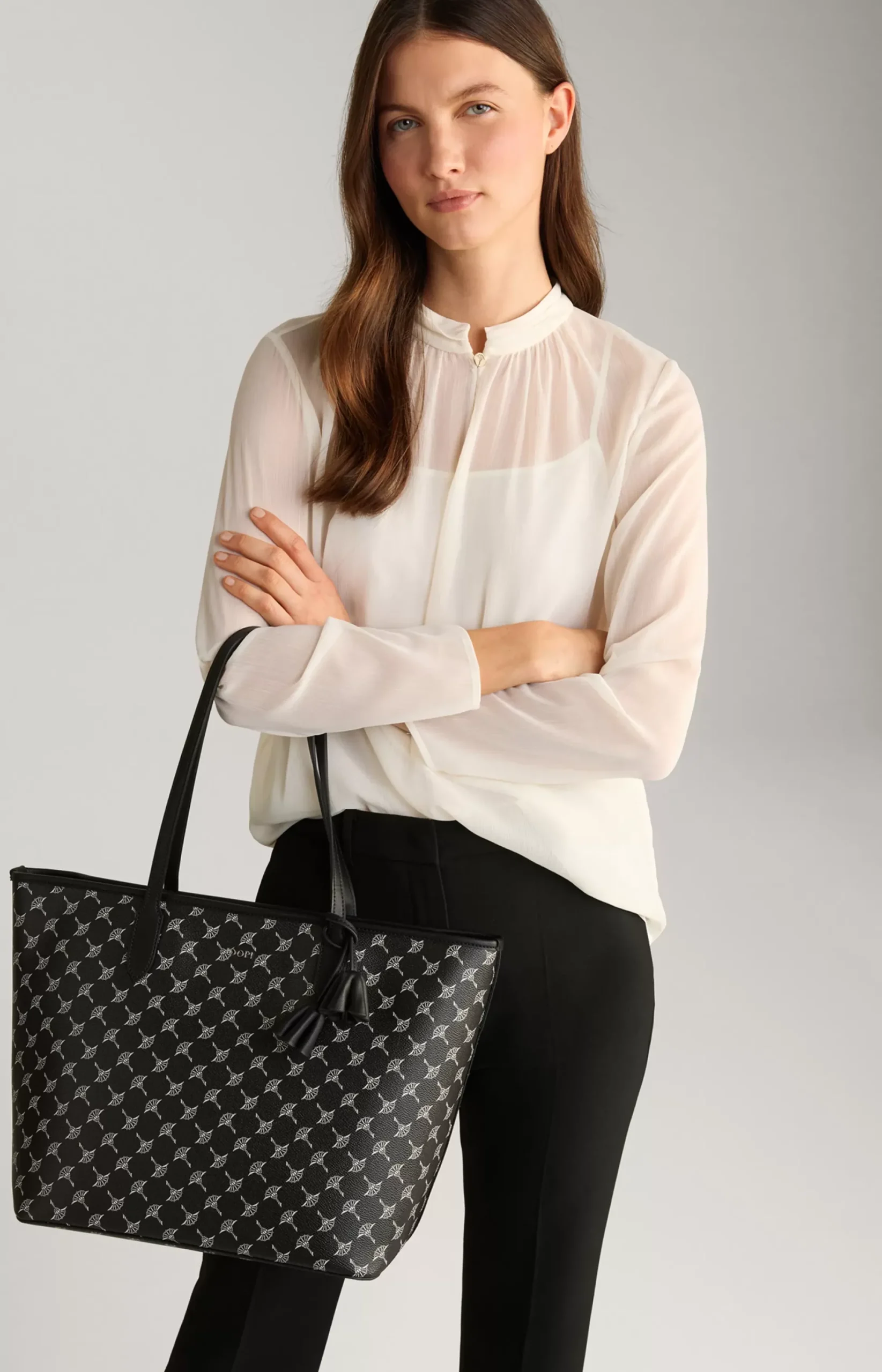 Outlet JOOP! Cortina Lara Midi Shopper in black