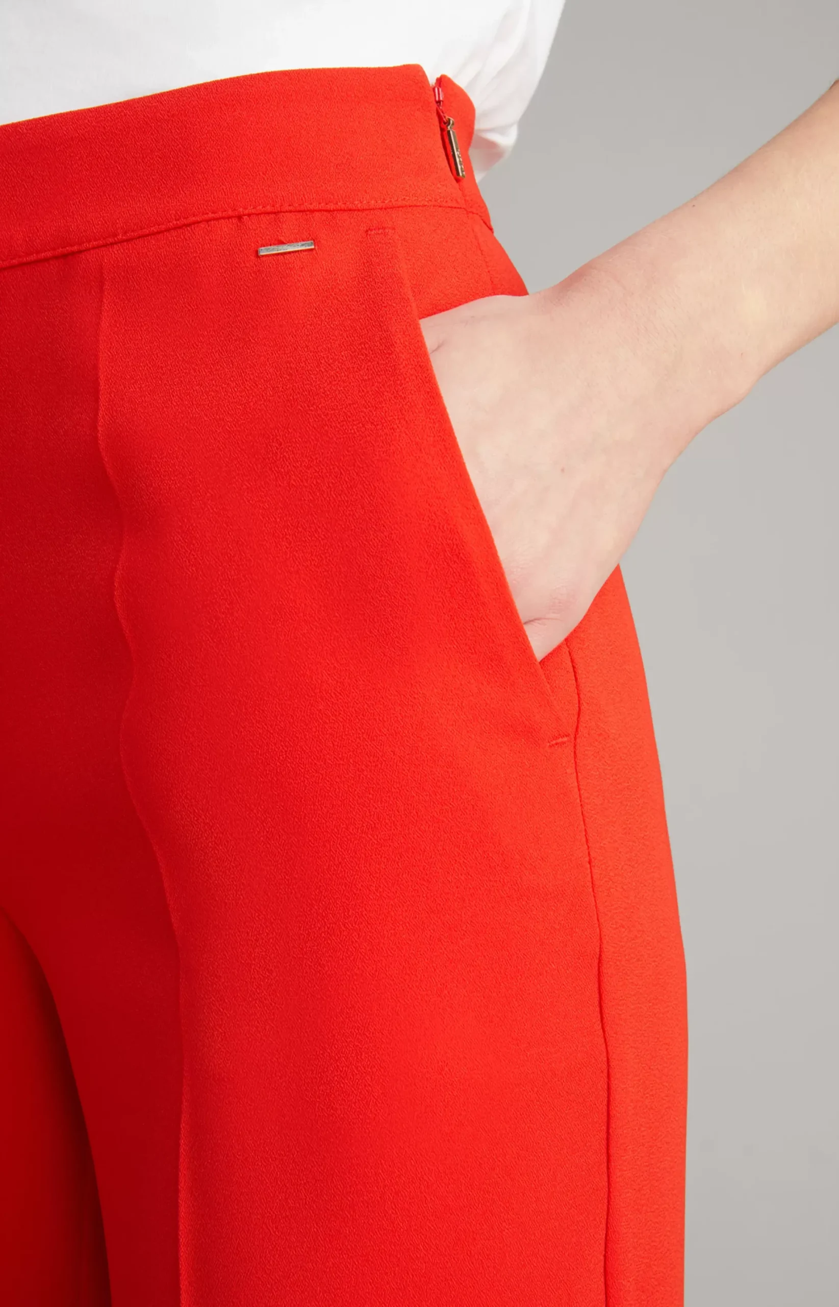 Discount JOOP! Crêpe Marlene Trousers in red