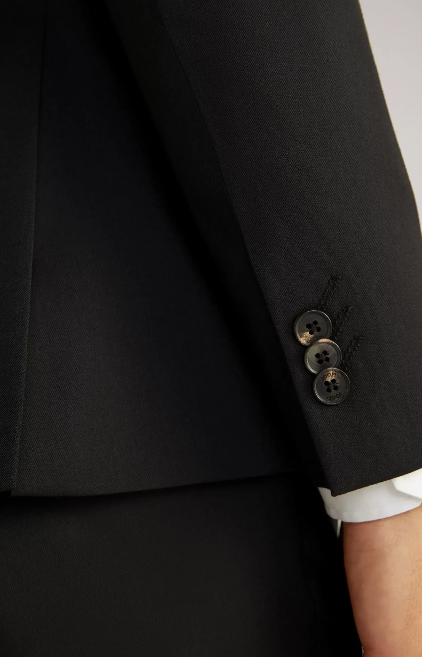 Hot JOOP! Damon-Gun Travel Suit in black