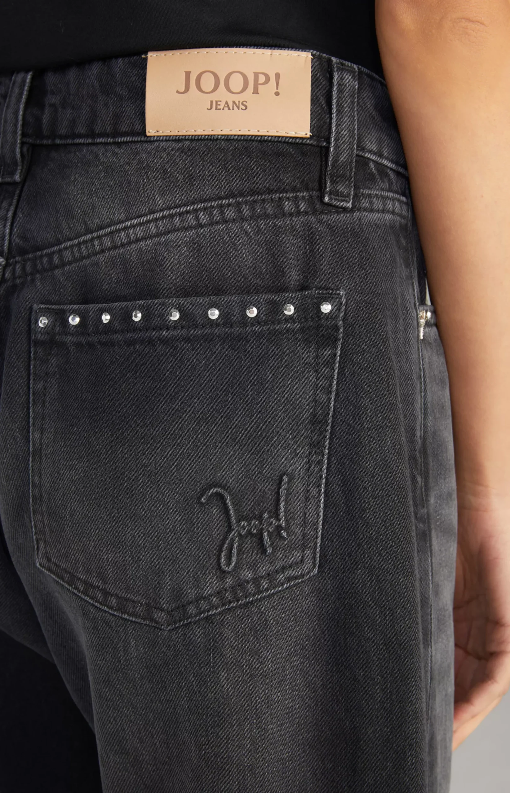 New JOOP! Jeans in a Look dark grey washed