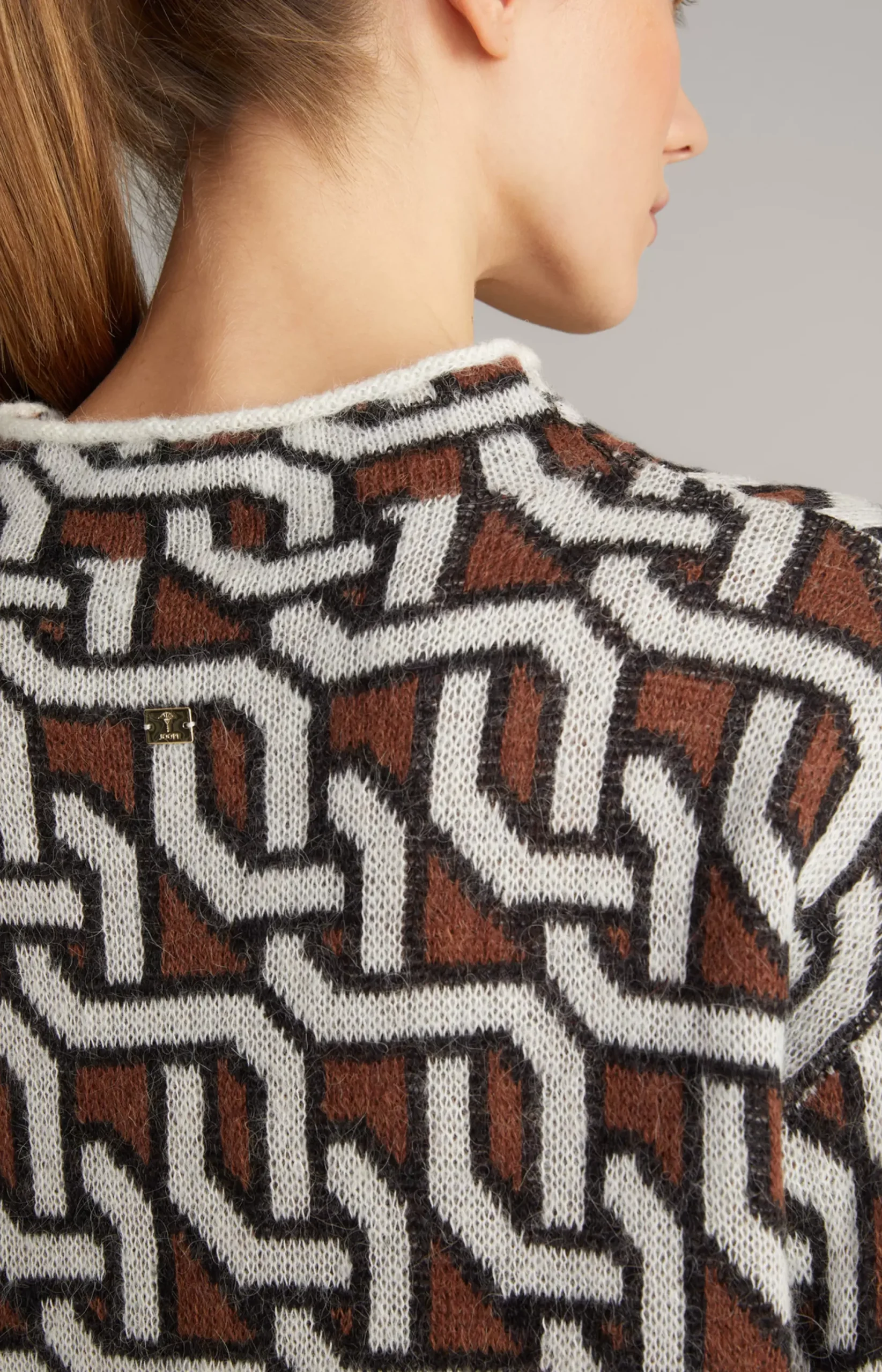 Hot JOOP! Knitted Pullover in a Cream/Brown/Black Pattern black patterned