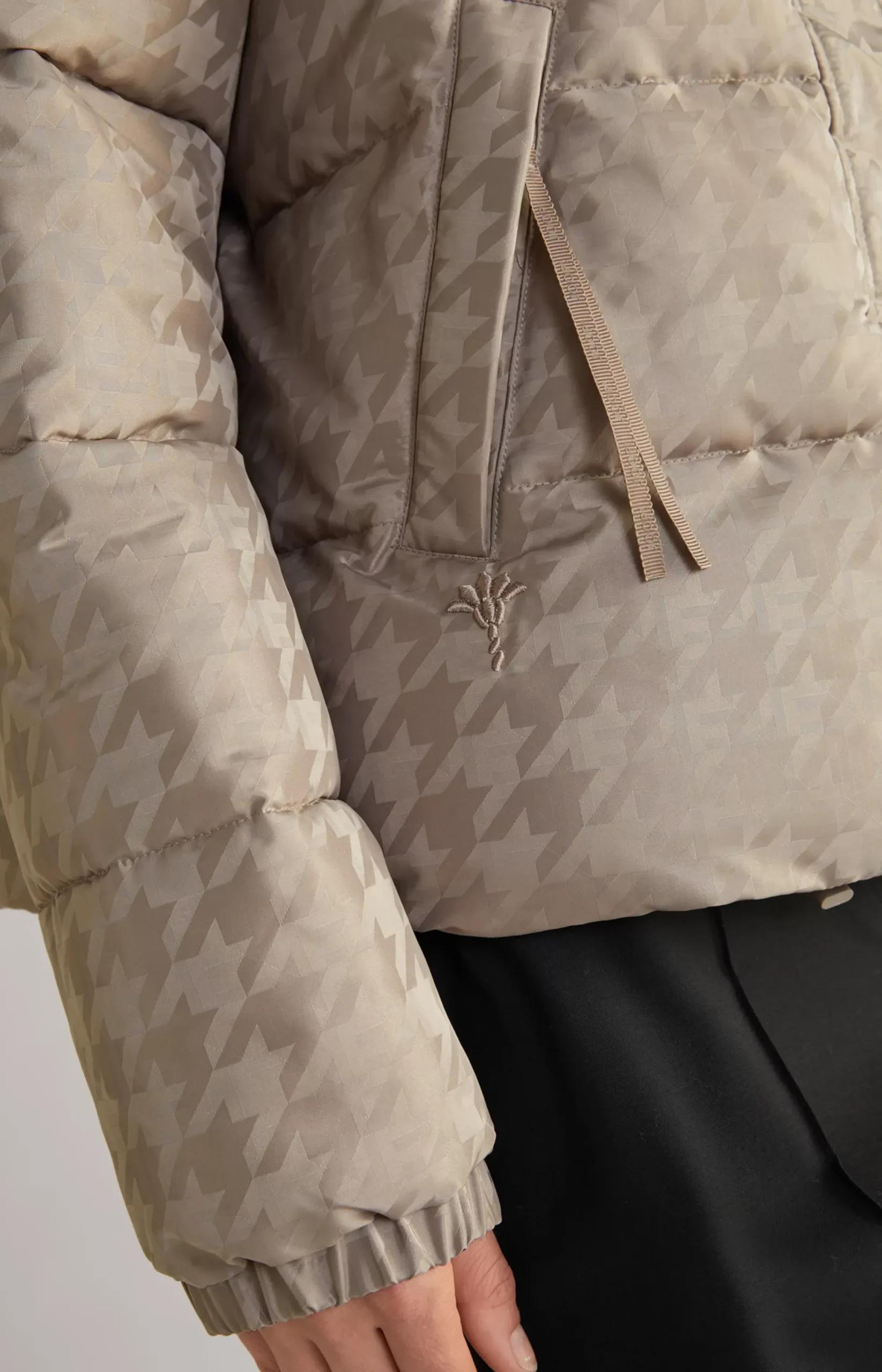 Outlet JOOP! Quilted Jacket in greige