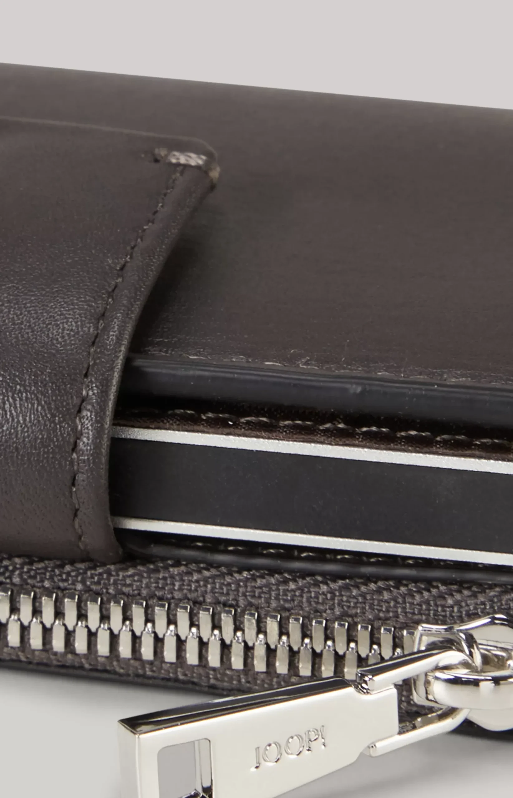 New JOOP! Sofisticato C-Four Card Holder brown