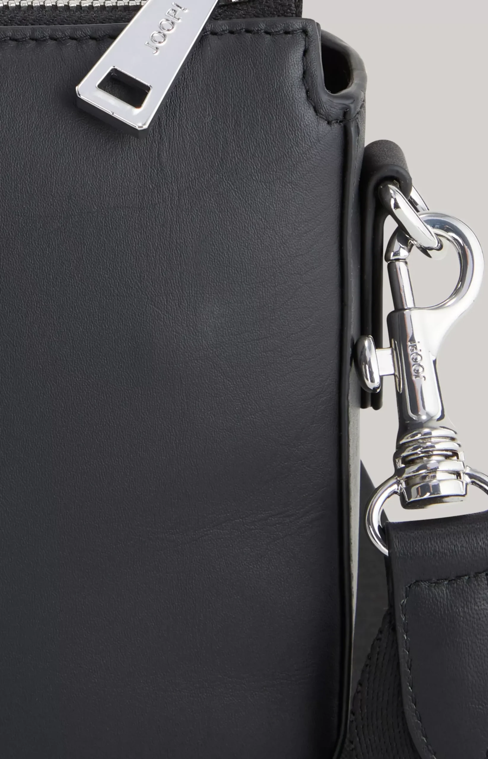 Outlet JOOP! Sofisticato Jasmina Leather Shoulder Bag in black