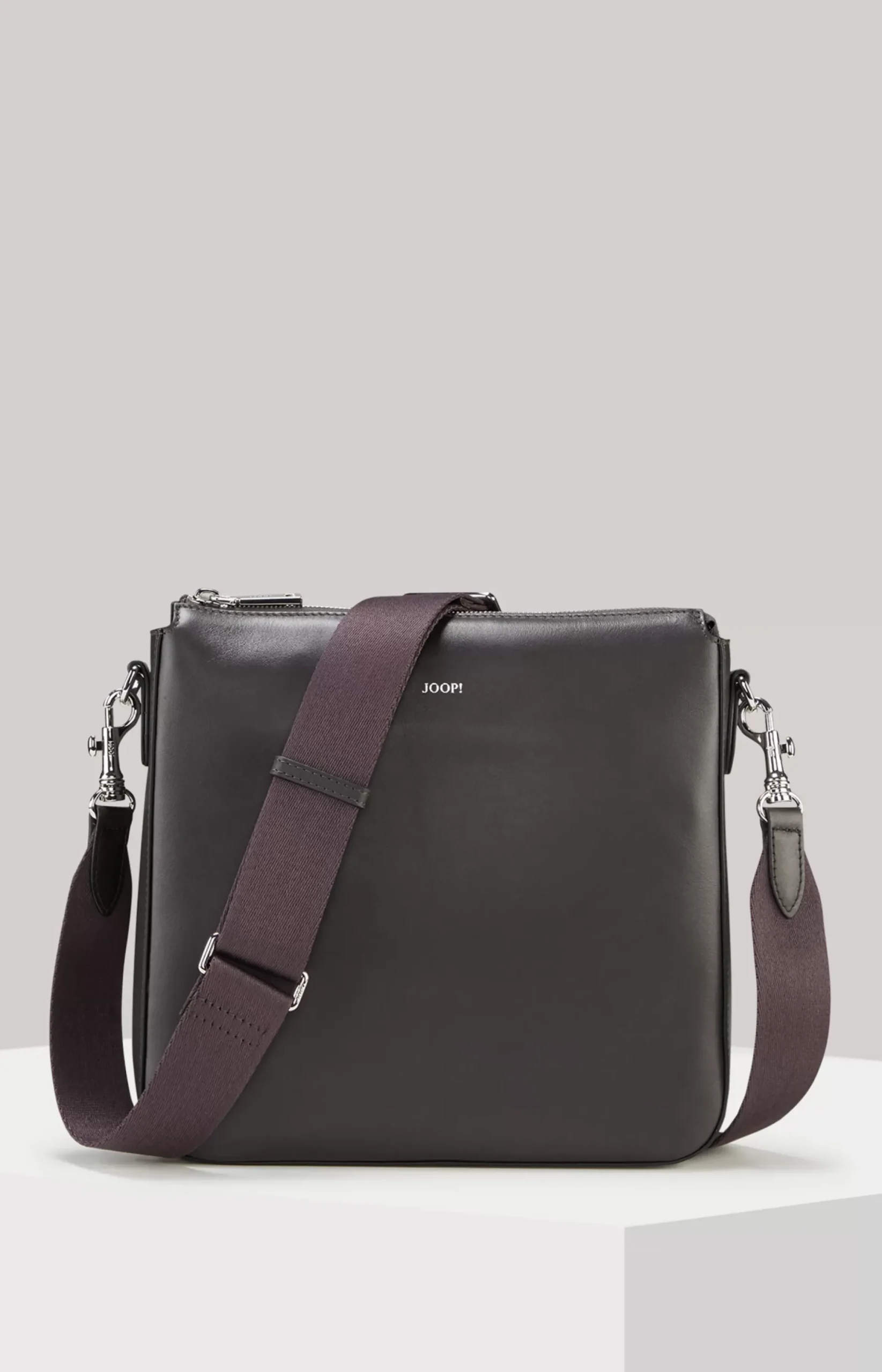 JOOP! Sofisticato Jasmina Shoulder Bag in grey
