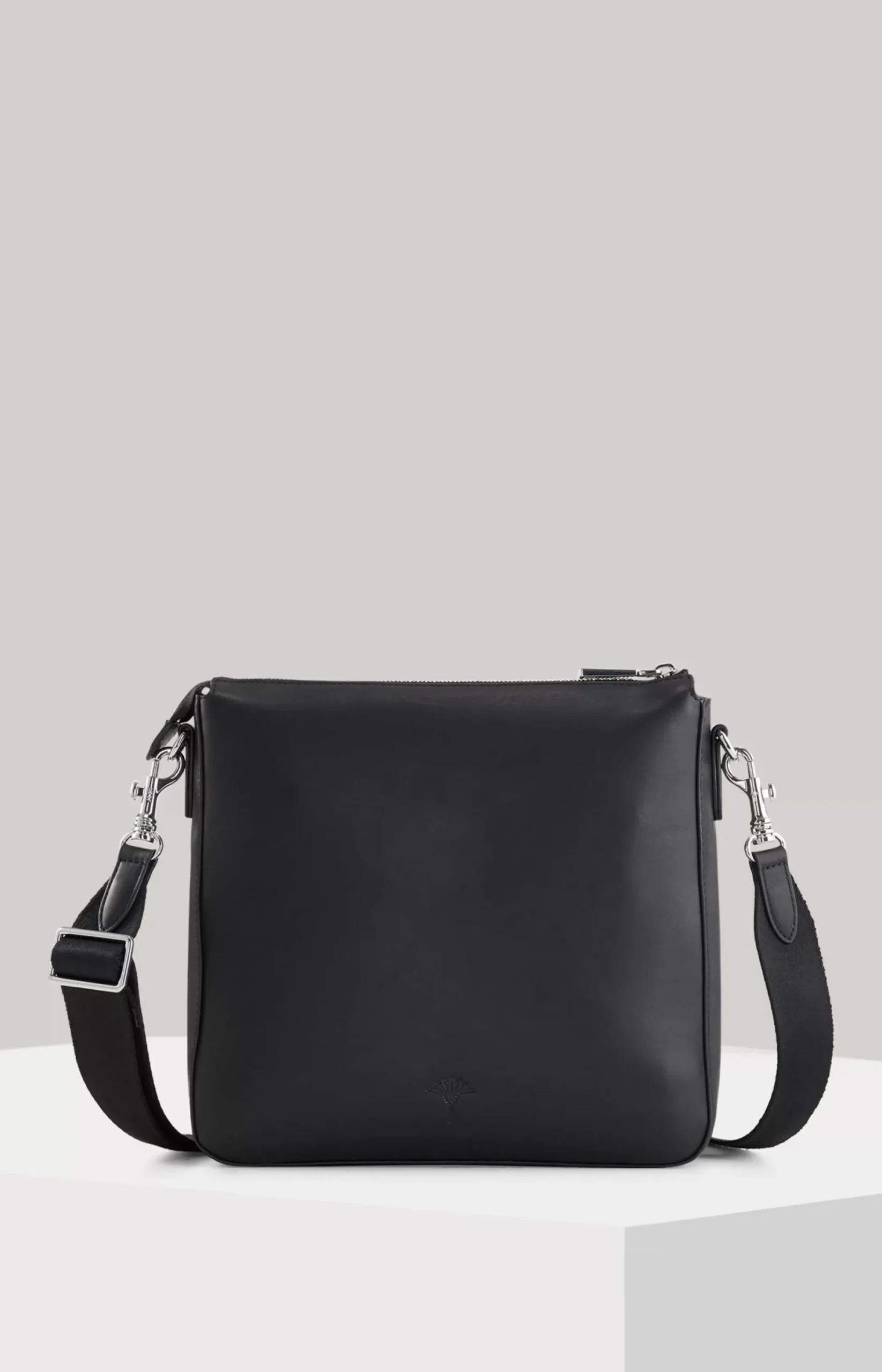 New JOOP! Sofisticato Jasmina Shoulder Bag in black