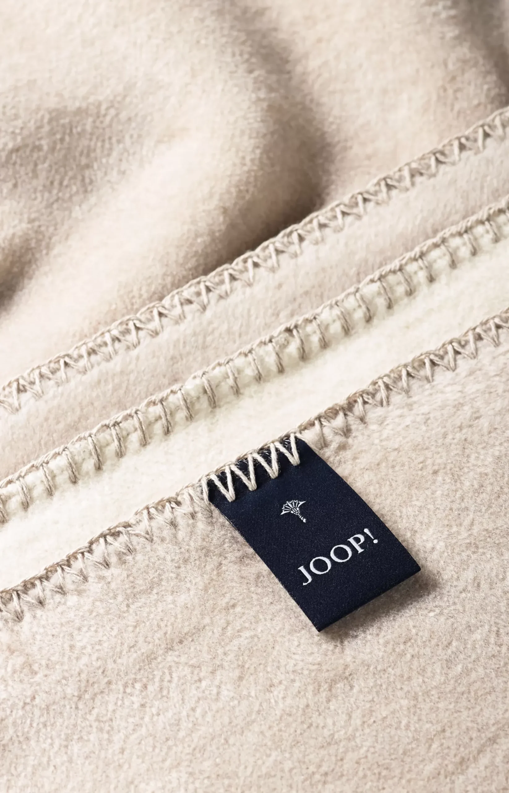 JOOP! Uni-Doubleface blanket in ecru feather Ecru/feather