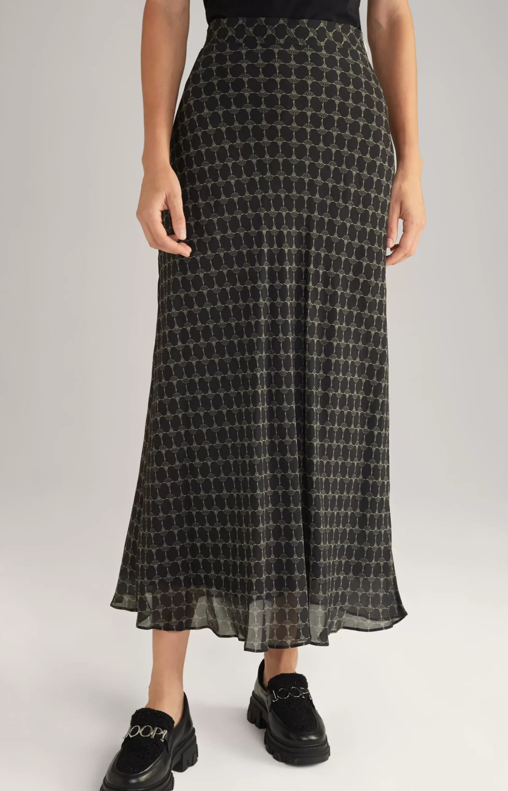JOOP! Viscose Skirt in a Black/Beige Pattern black/beige patterned