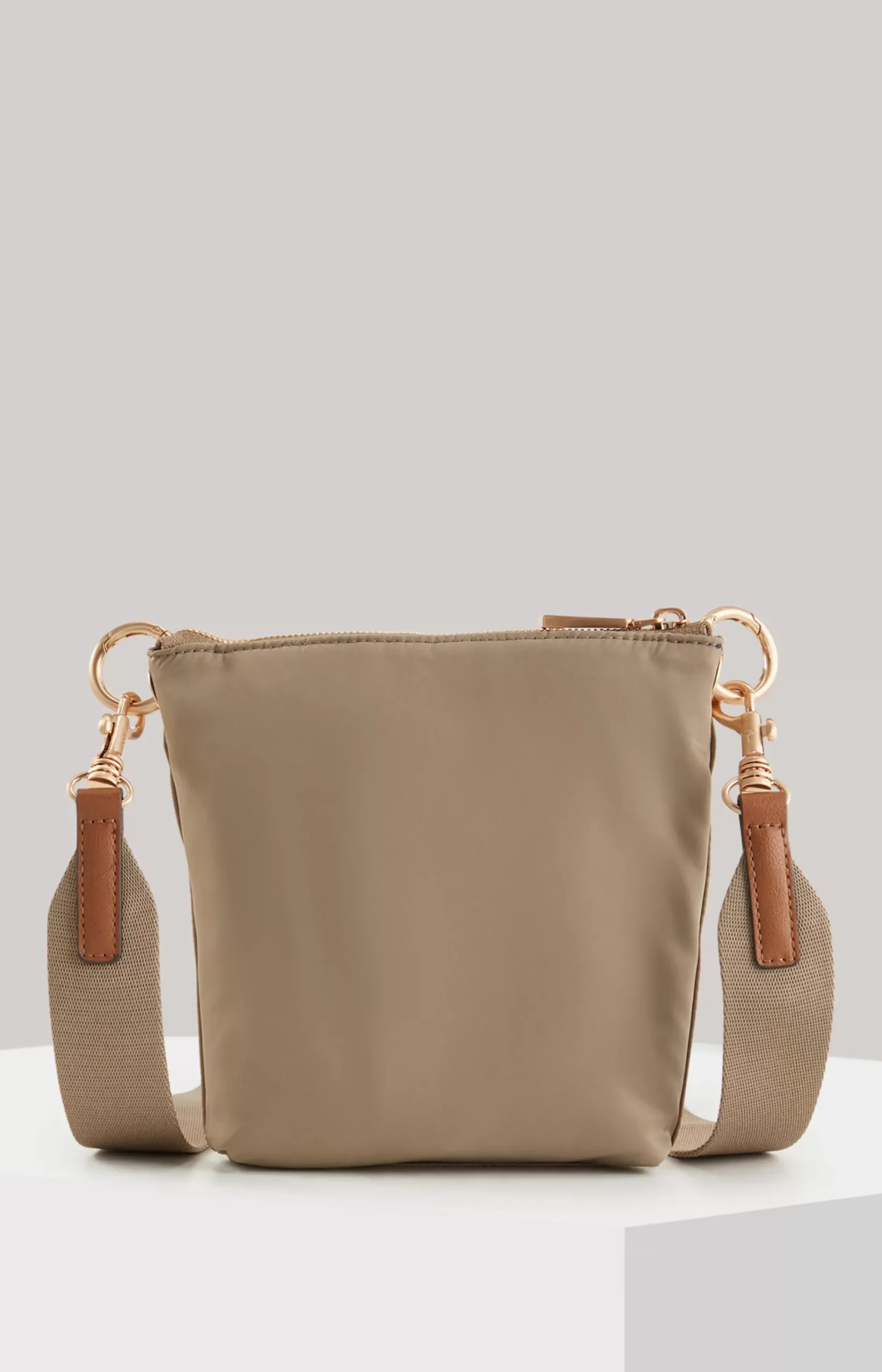 Sale JOOP! Vita Puro Salvia Shoulder Bag in beige